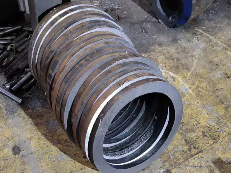 绥滨30CrMo无缝钢管切割